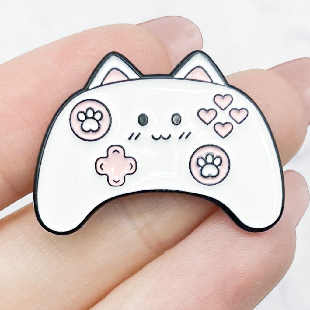 0.75 Inch Cat Game Controller Pin T6