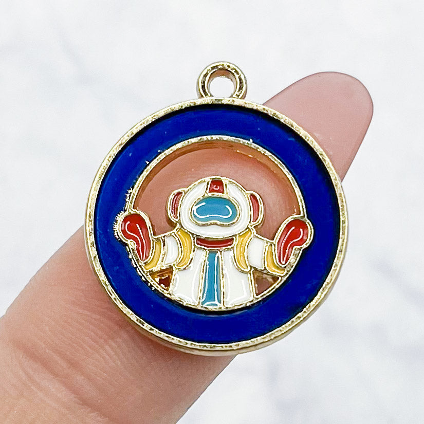 20mm Astronaut in Blue Circle Charm E2