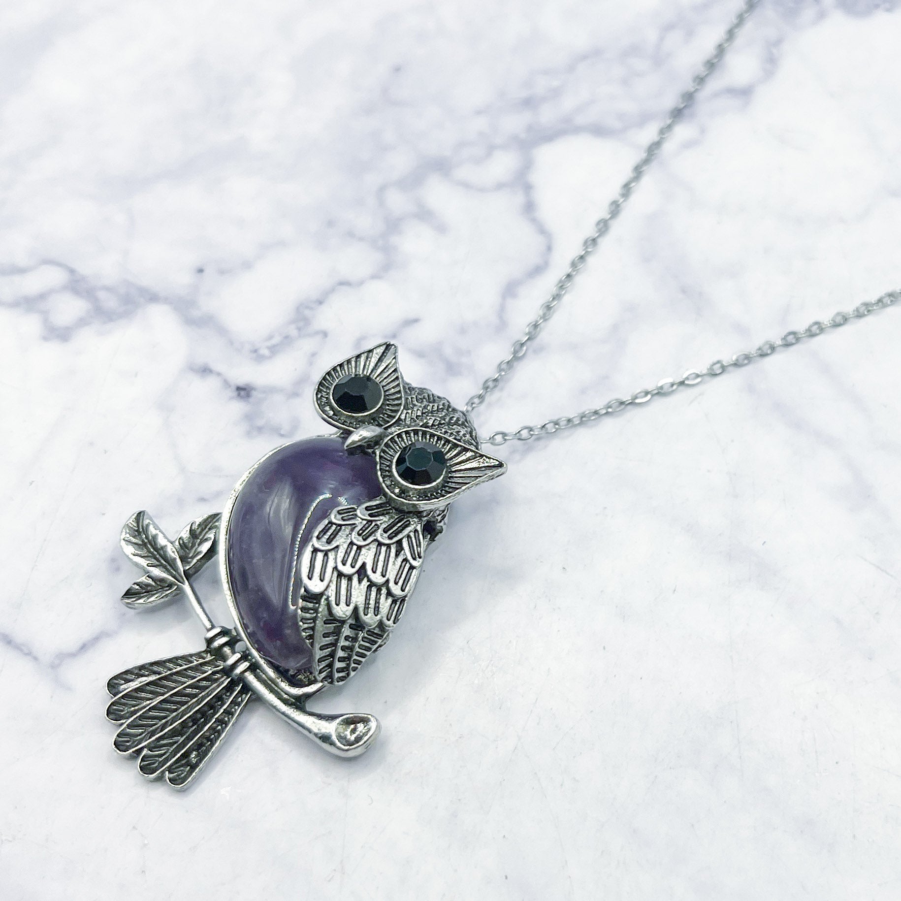 45x33mm Amethyst Owl Pendant Y10