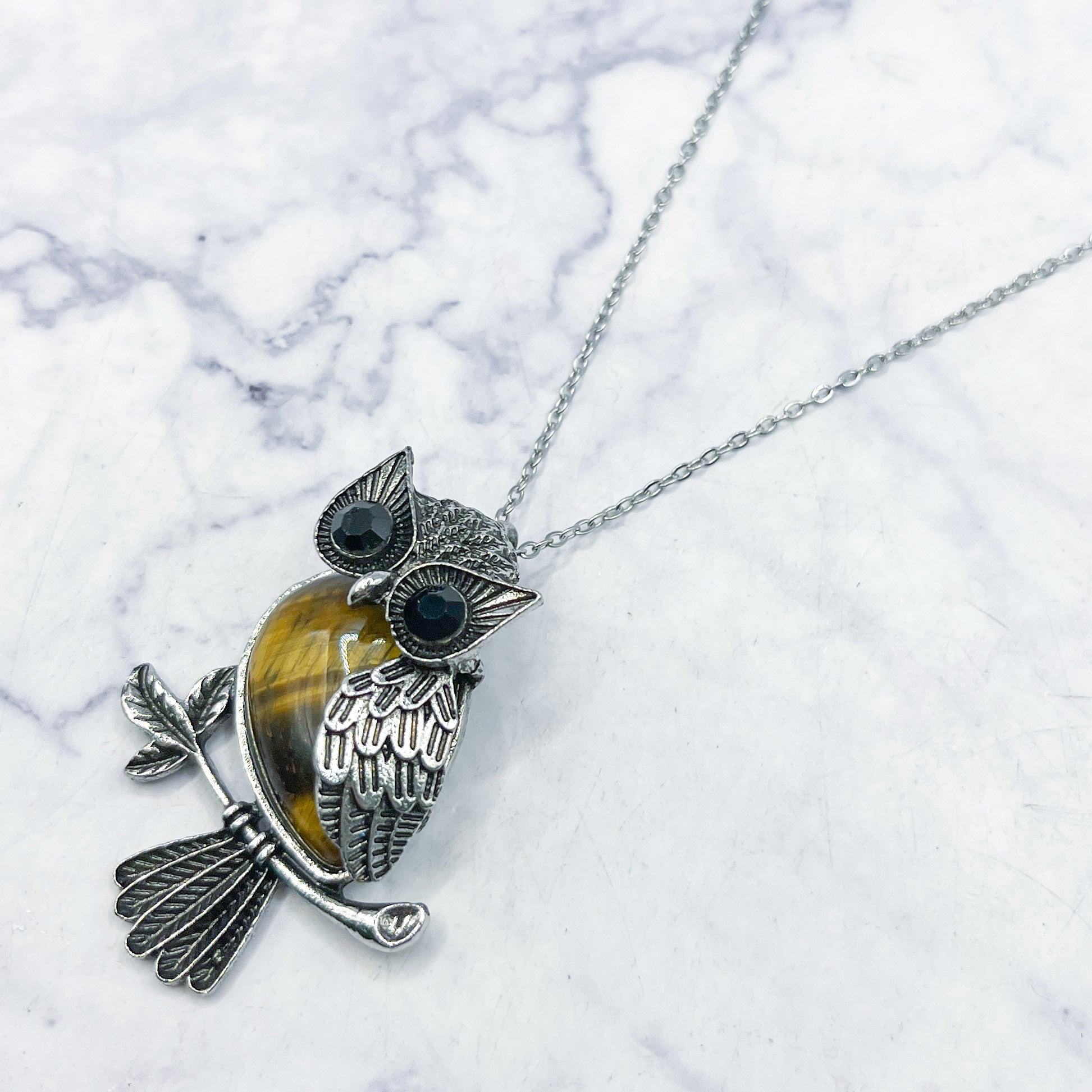 45x33mm Tiger's Eye Owl Pendant W10