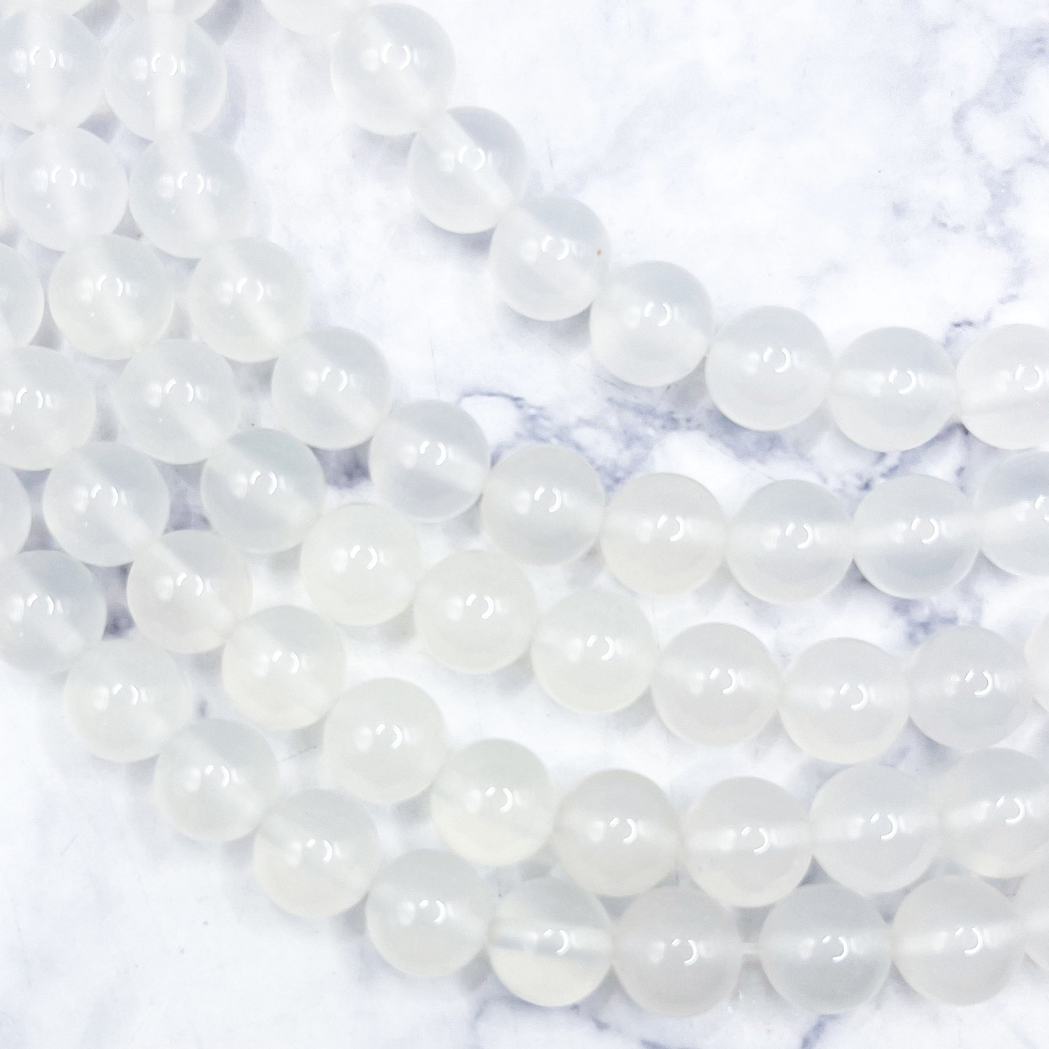 8mm White Agate Bead Strand N12