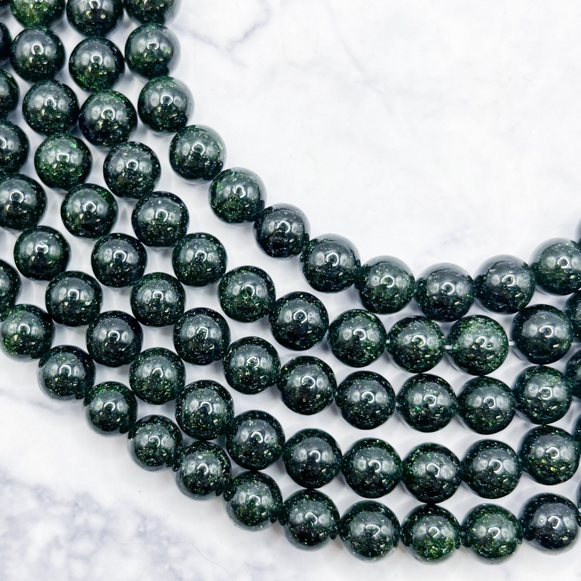 8mm Green Goldstone Bead Strand T14