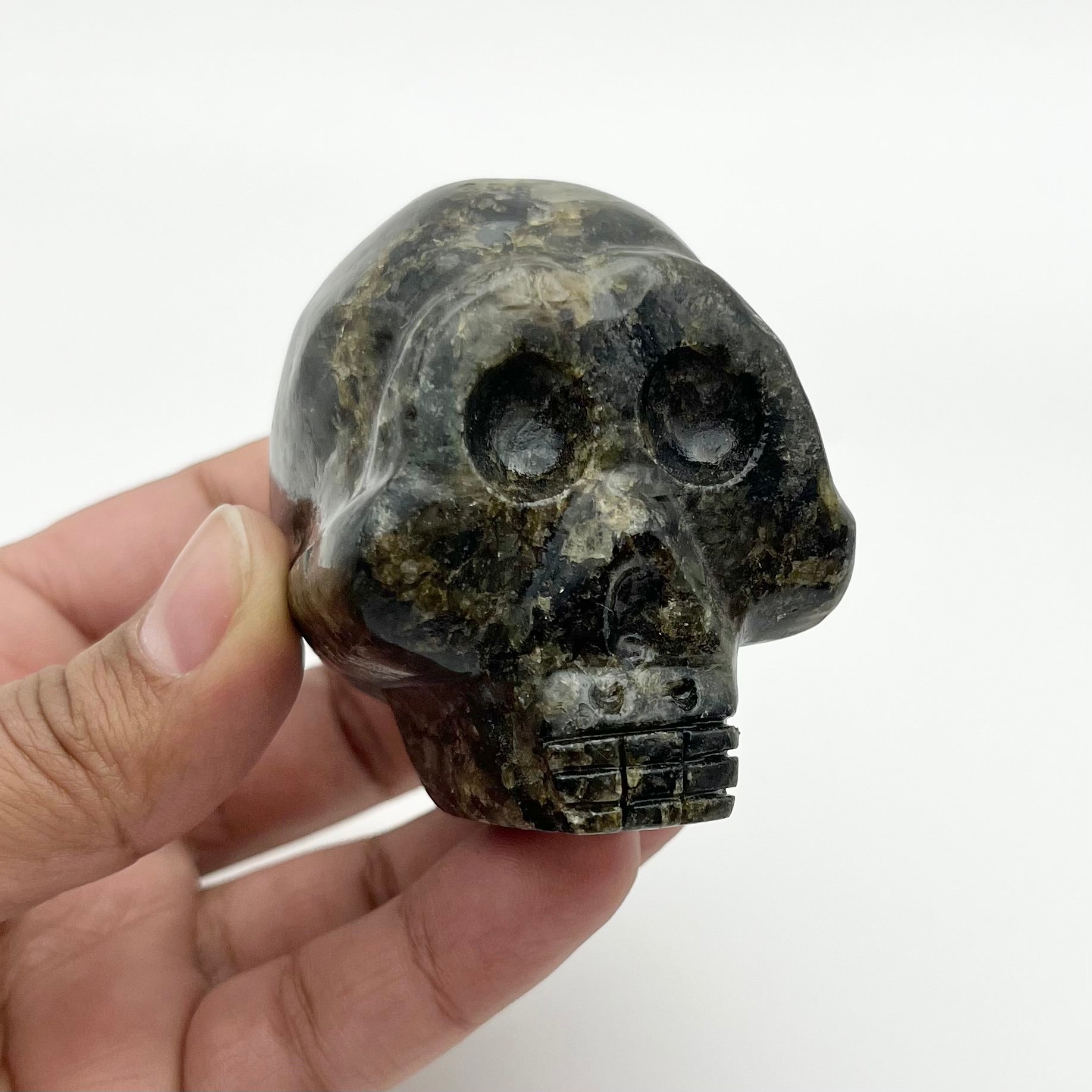 2.25 Inch Black Granite Skull L32