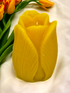 Tulip Beeswax Candle