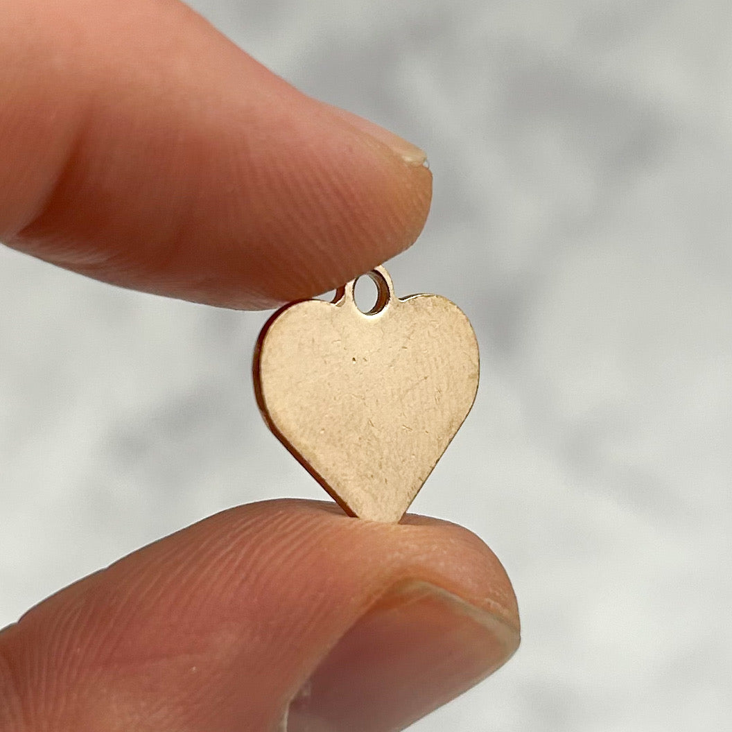 16mm Flat Gold Heart Pendant