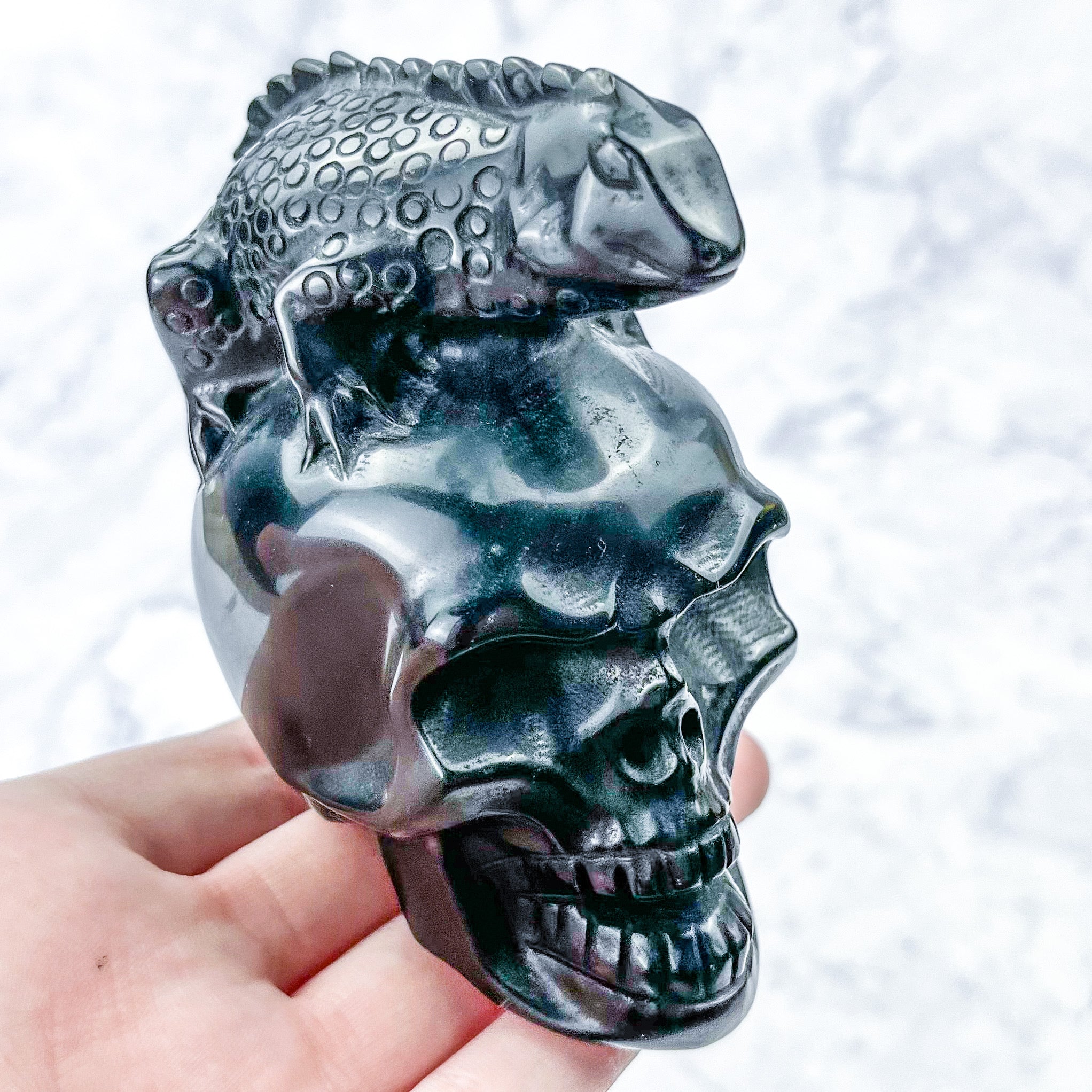 3.5 Inch Obsidian Skull with Lizard Carving X78