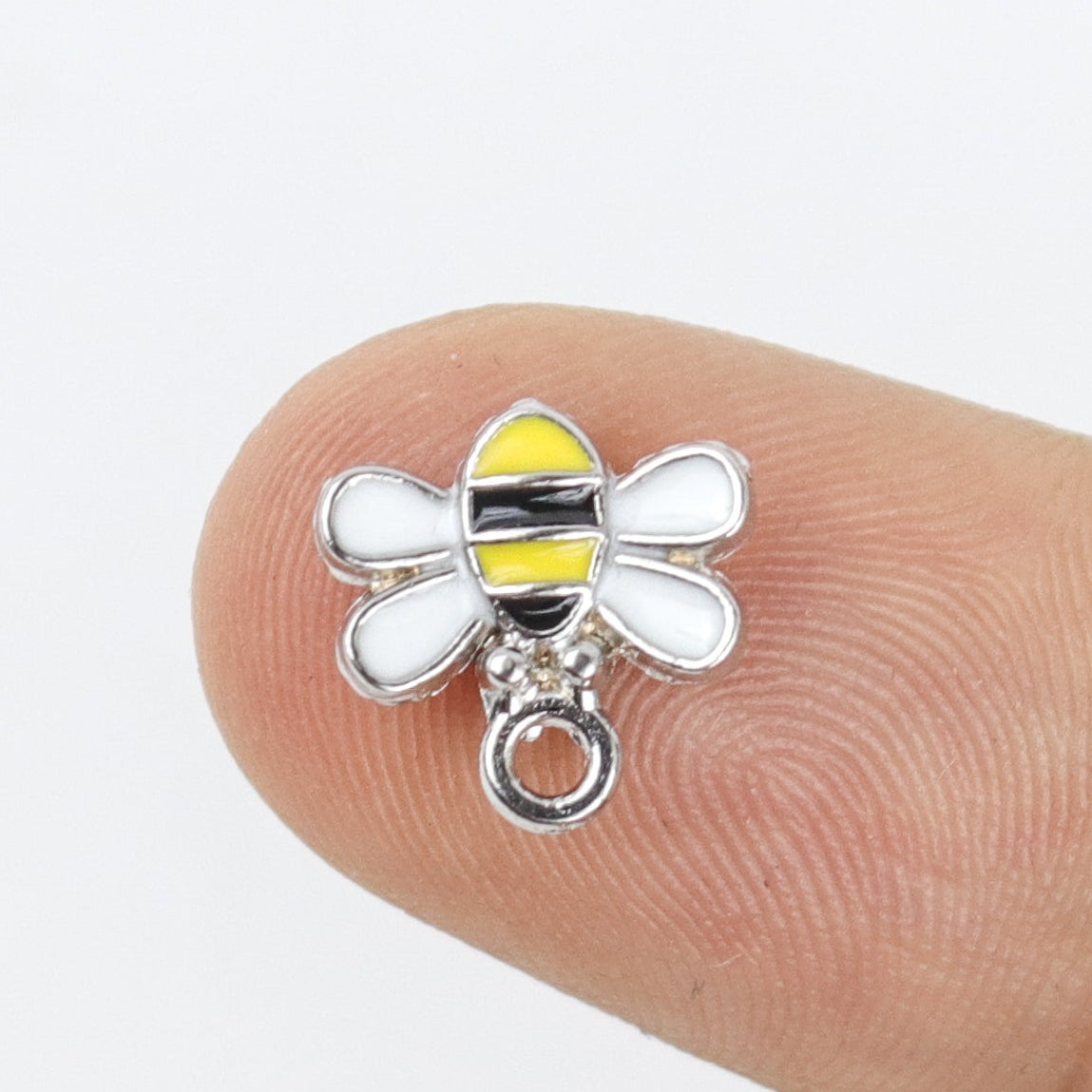 $2.50 Silver Coloured Bee Charm Pack (6 Charms)