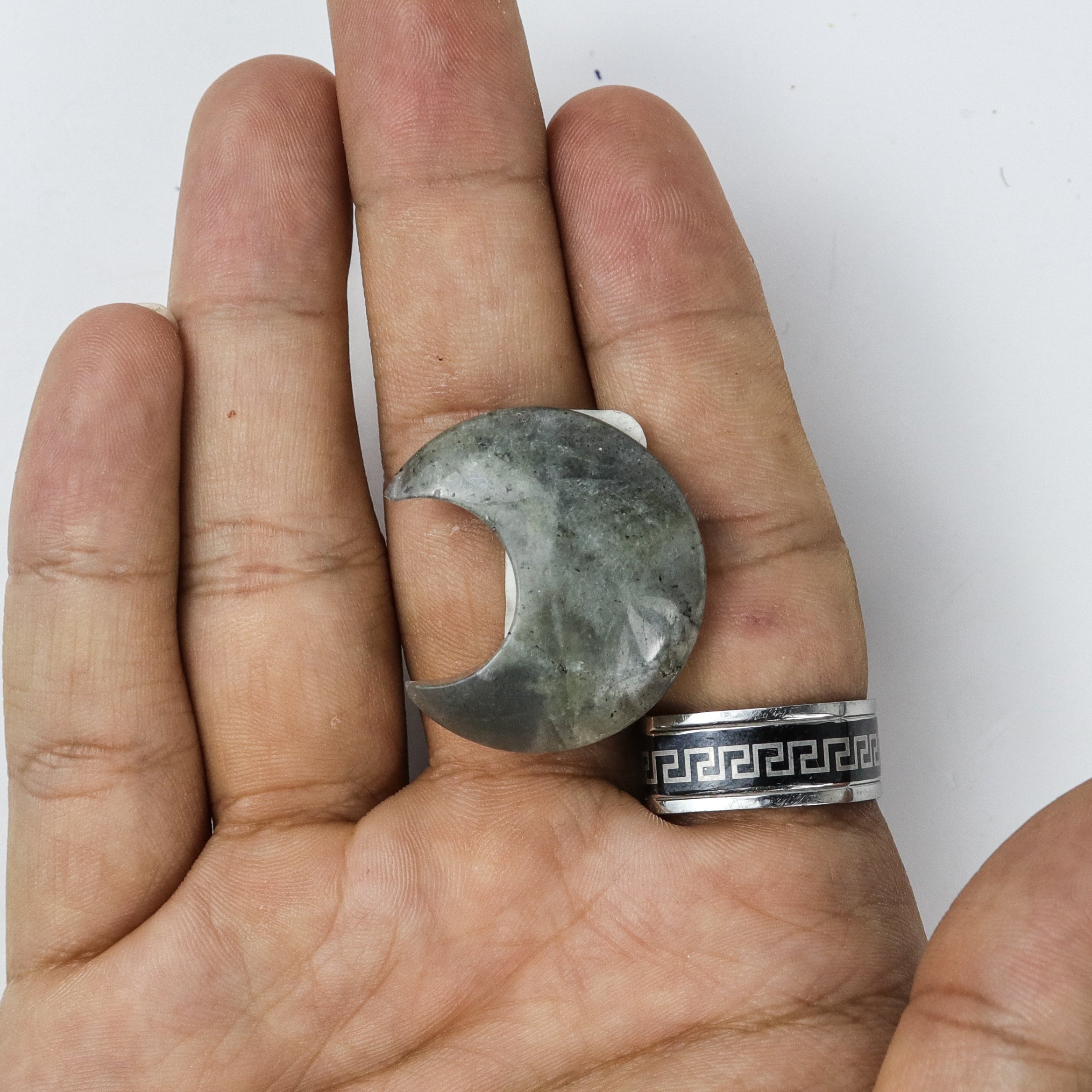 1 Inch Labradorite Moon A4