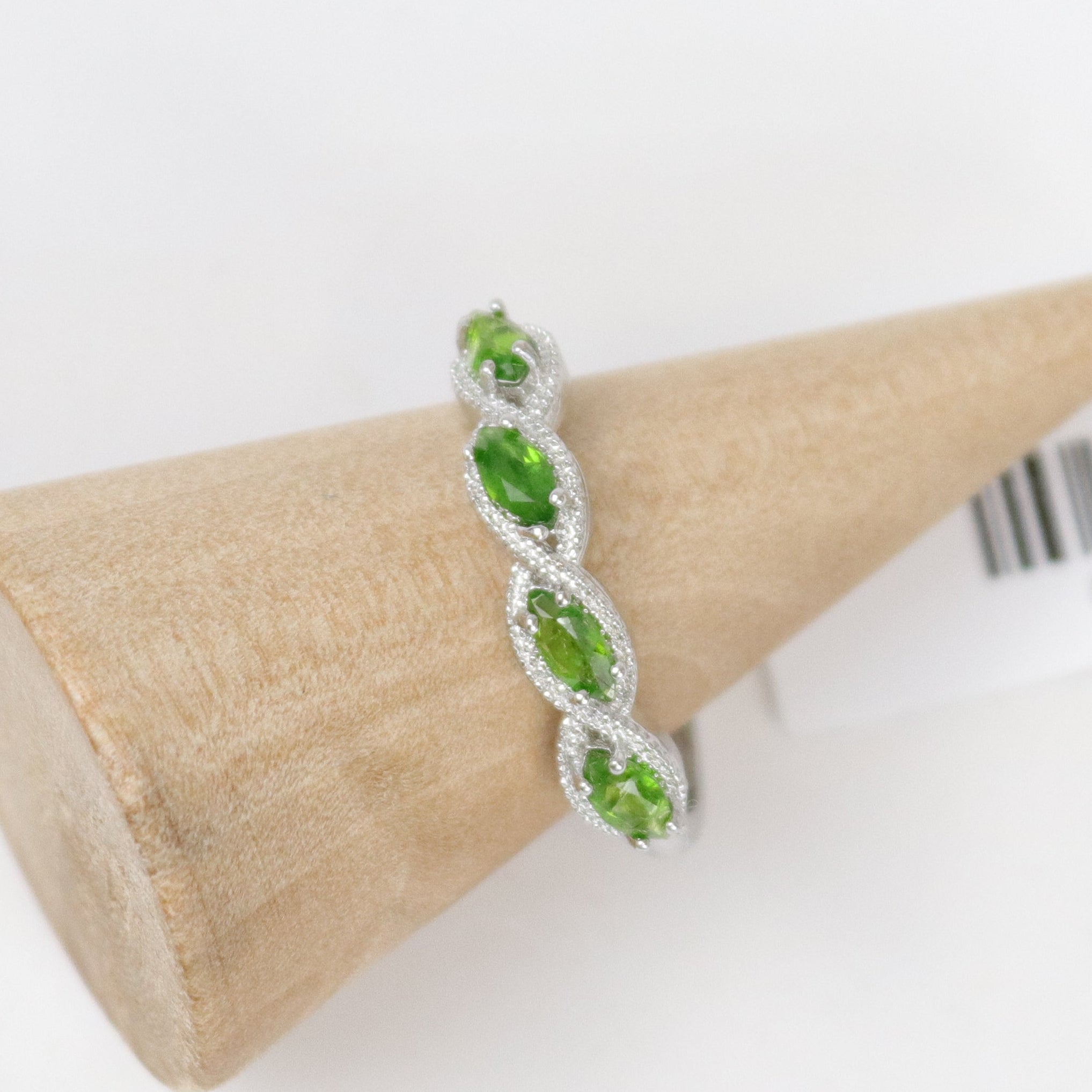 Diopside Adjustable Ring B9