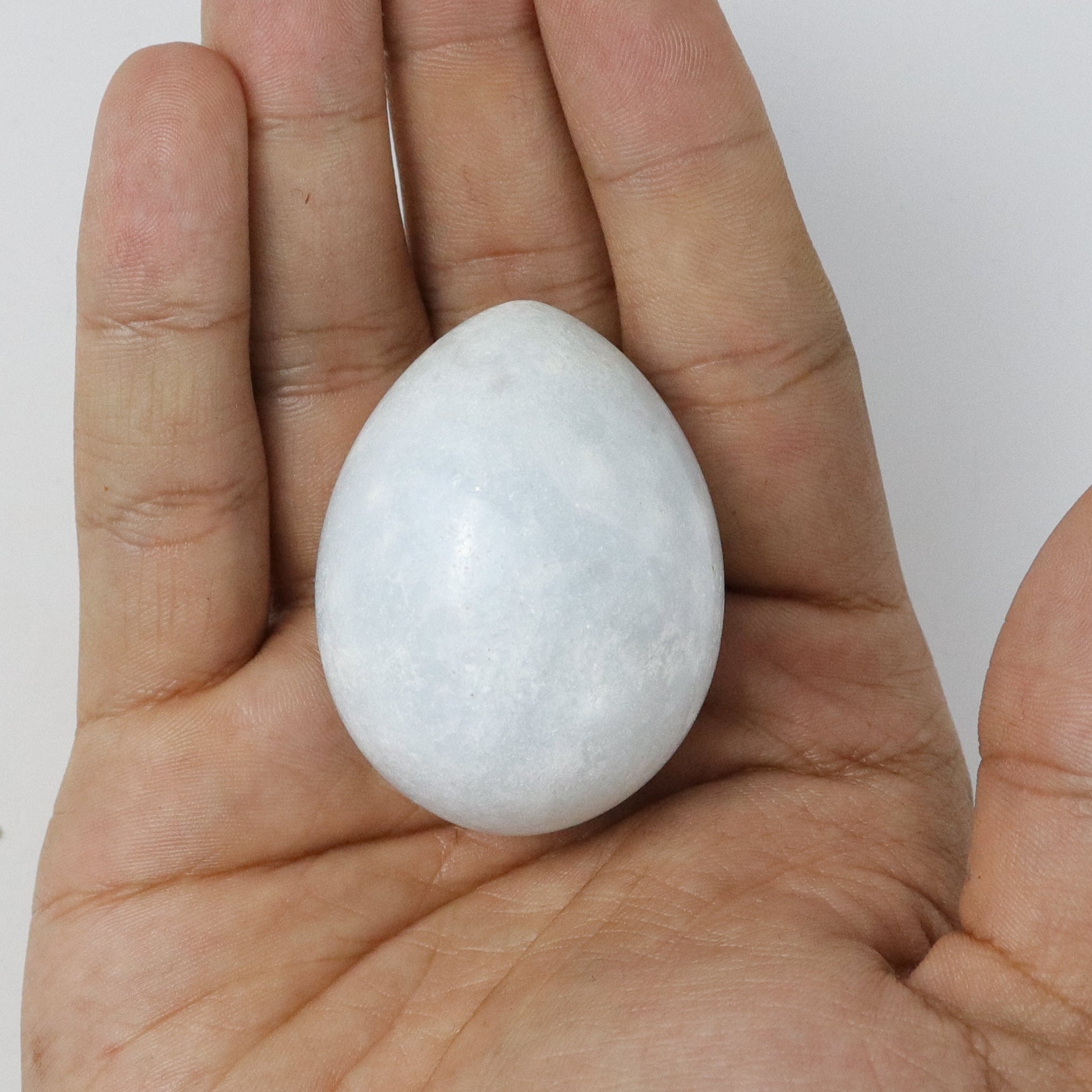 1.5 Inch Celestite Egg B6