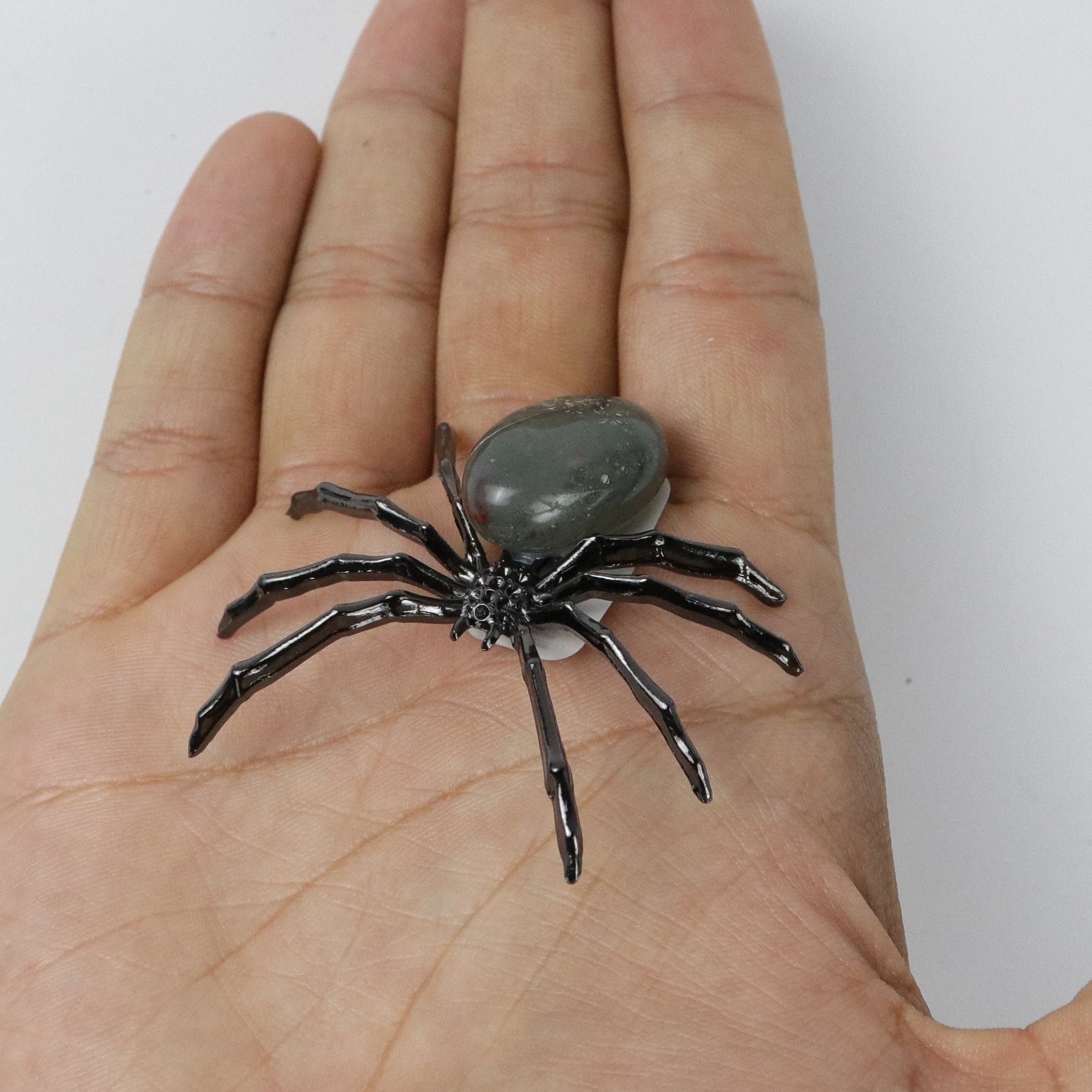 African Bloodstone Tumble Spider E7
