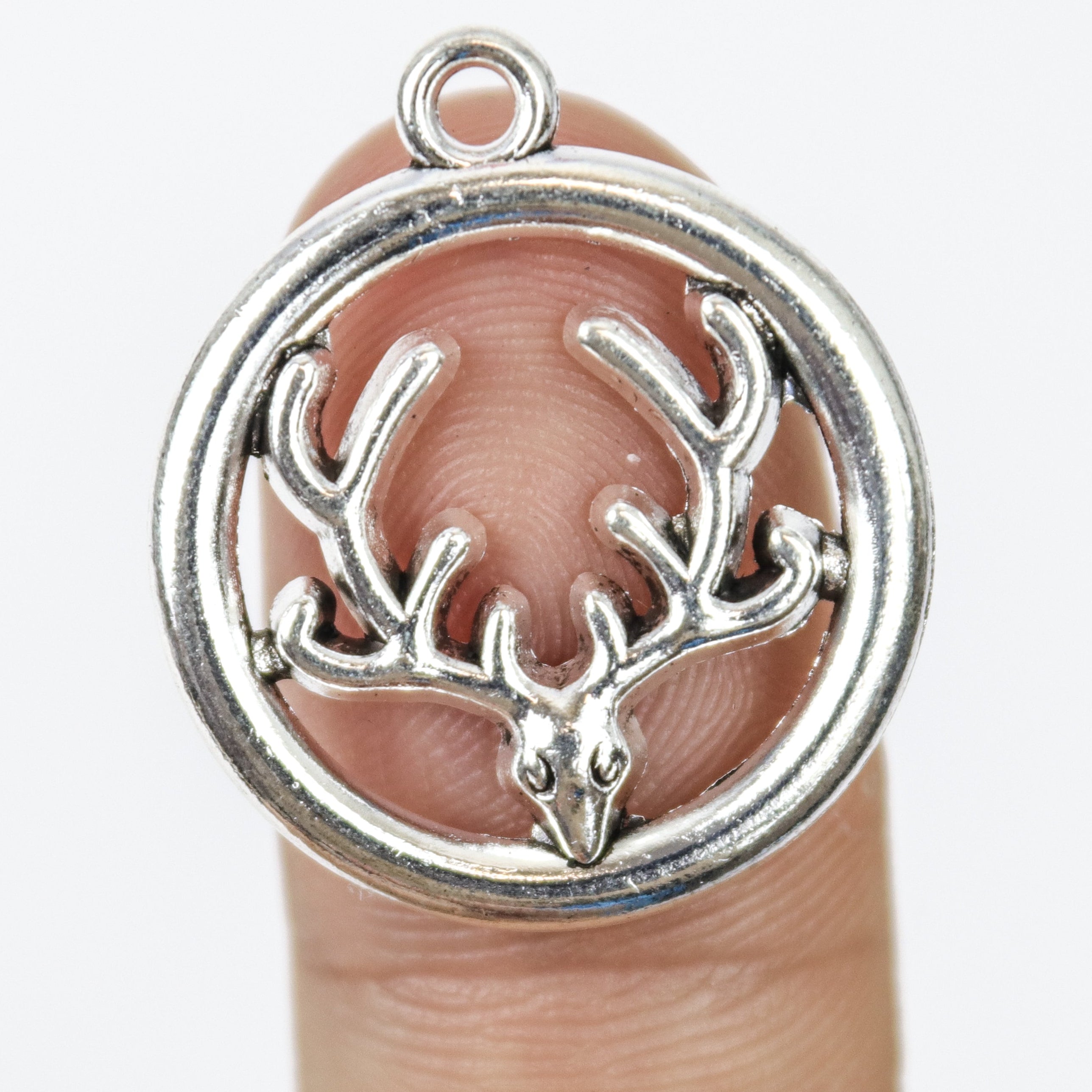 $1.50 Deer Head Alloy Charm Pack (5 Charms)