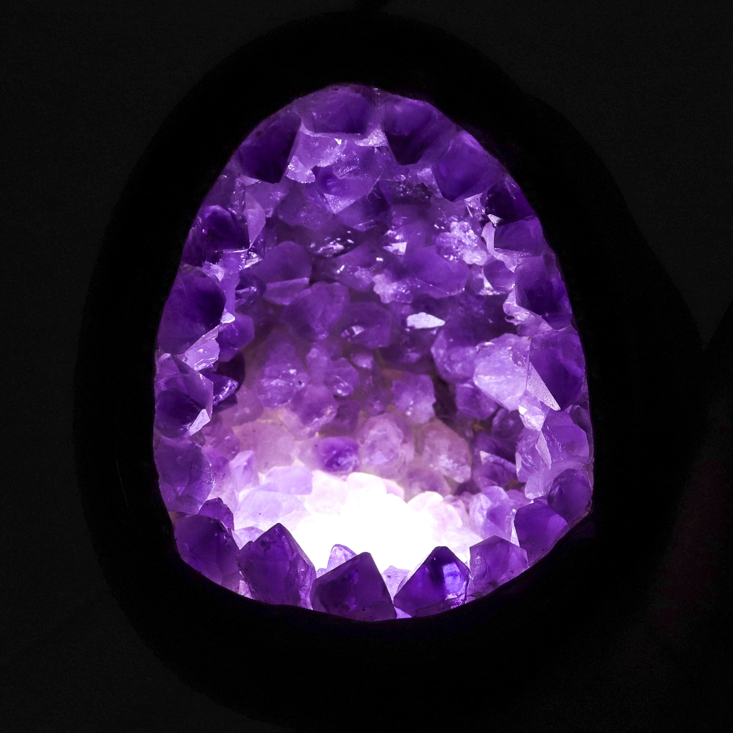 4 Inch Amethyst Druzy Light w Stand $30