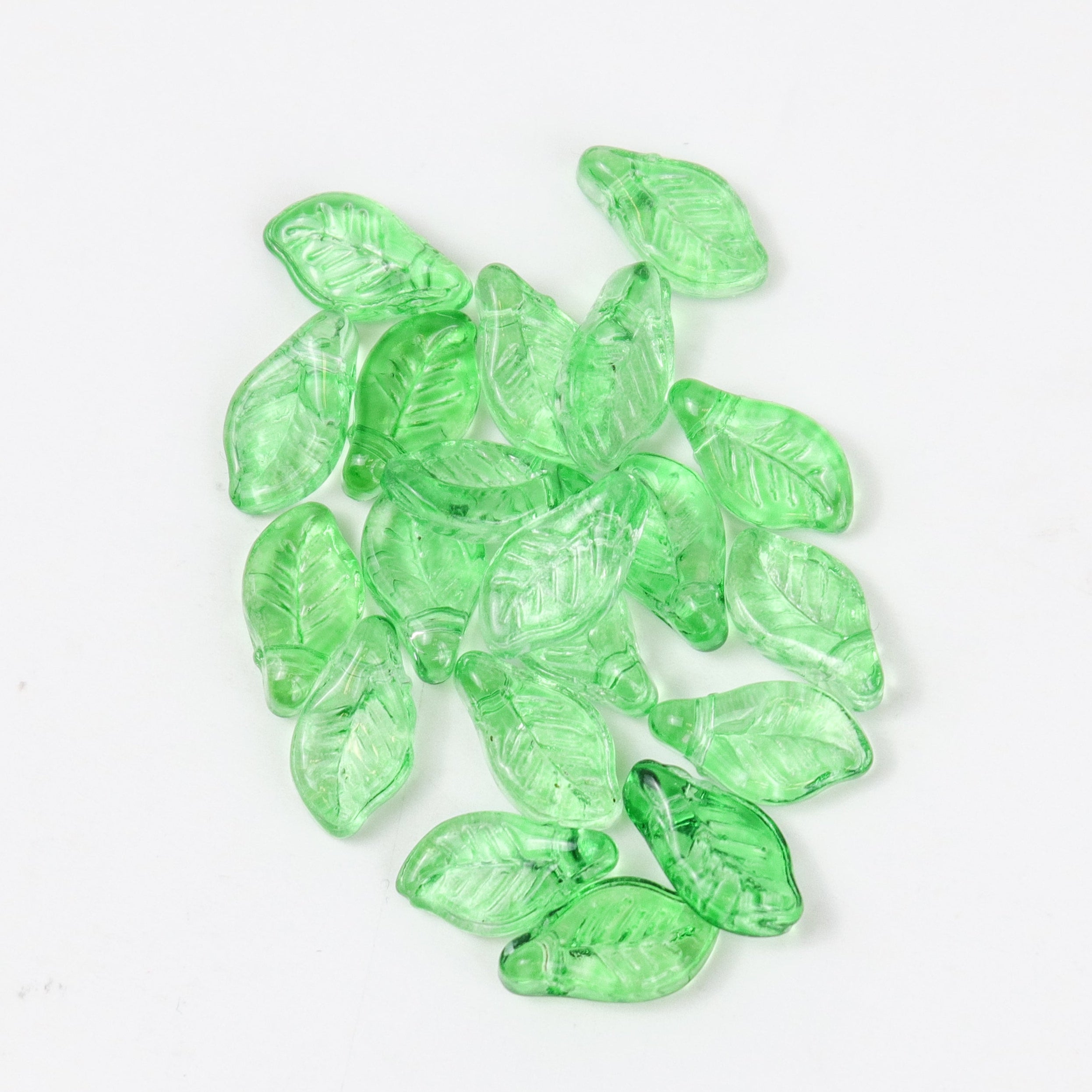12x7mm Green Glass Leaf 20-Bead Pack $3.00