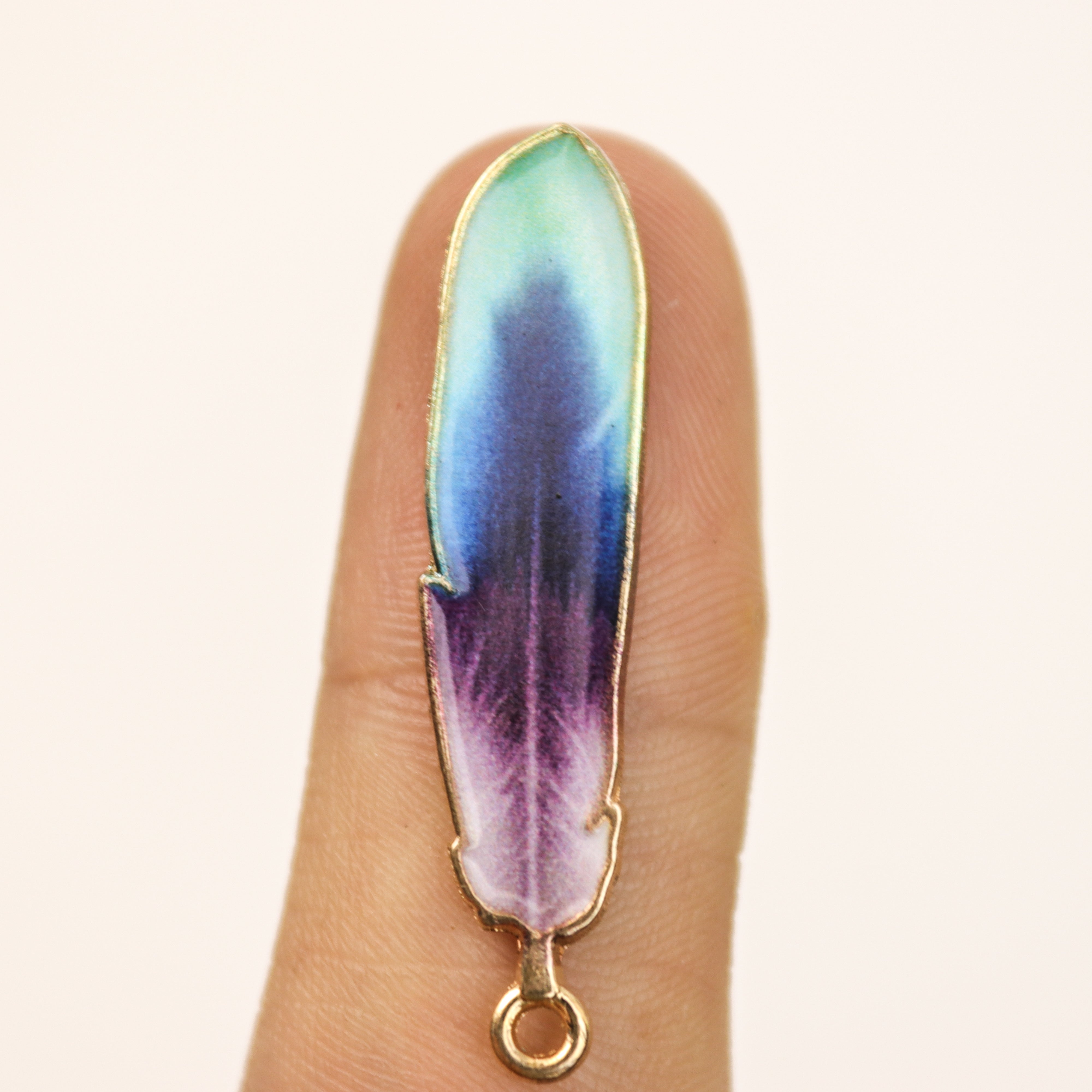 $2.50 Enamel Blue/Purple Feather Charm Pack (4 Charms)