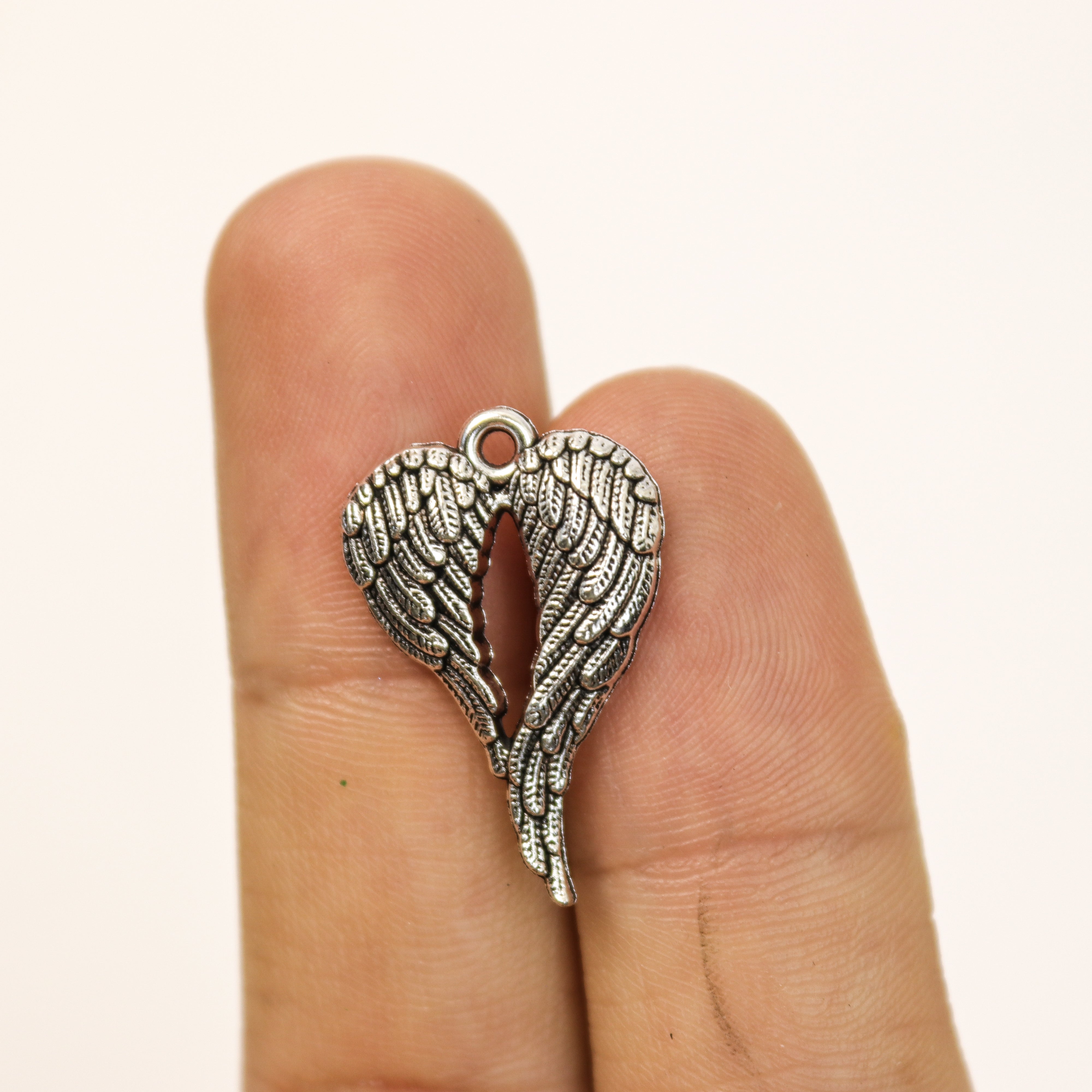 $1.50 Angel Wings Alloy Charm Pack (5 Charms)