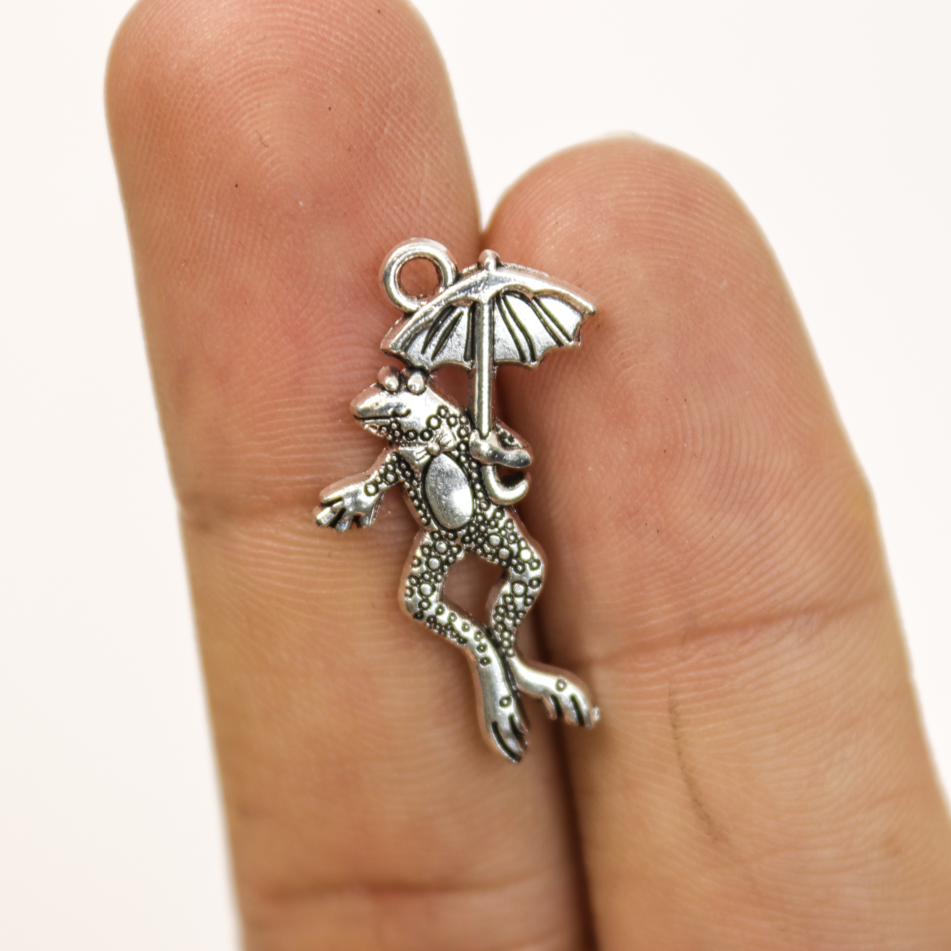 $1.50 Frog W Umbrella Alloy Charm Pack (5 Charms)