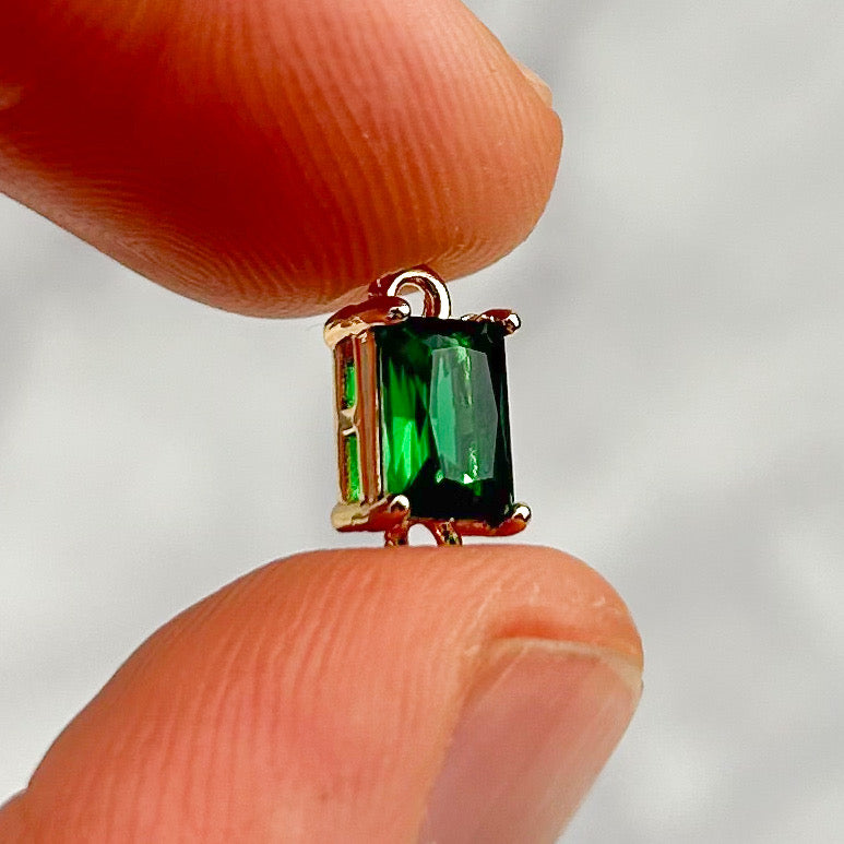 12mm Emerald Green Crystal Connector