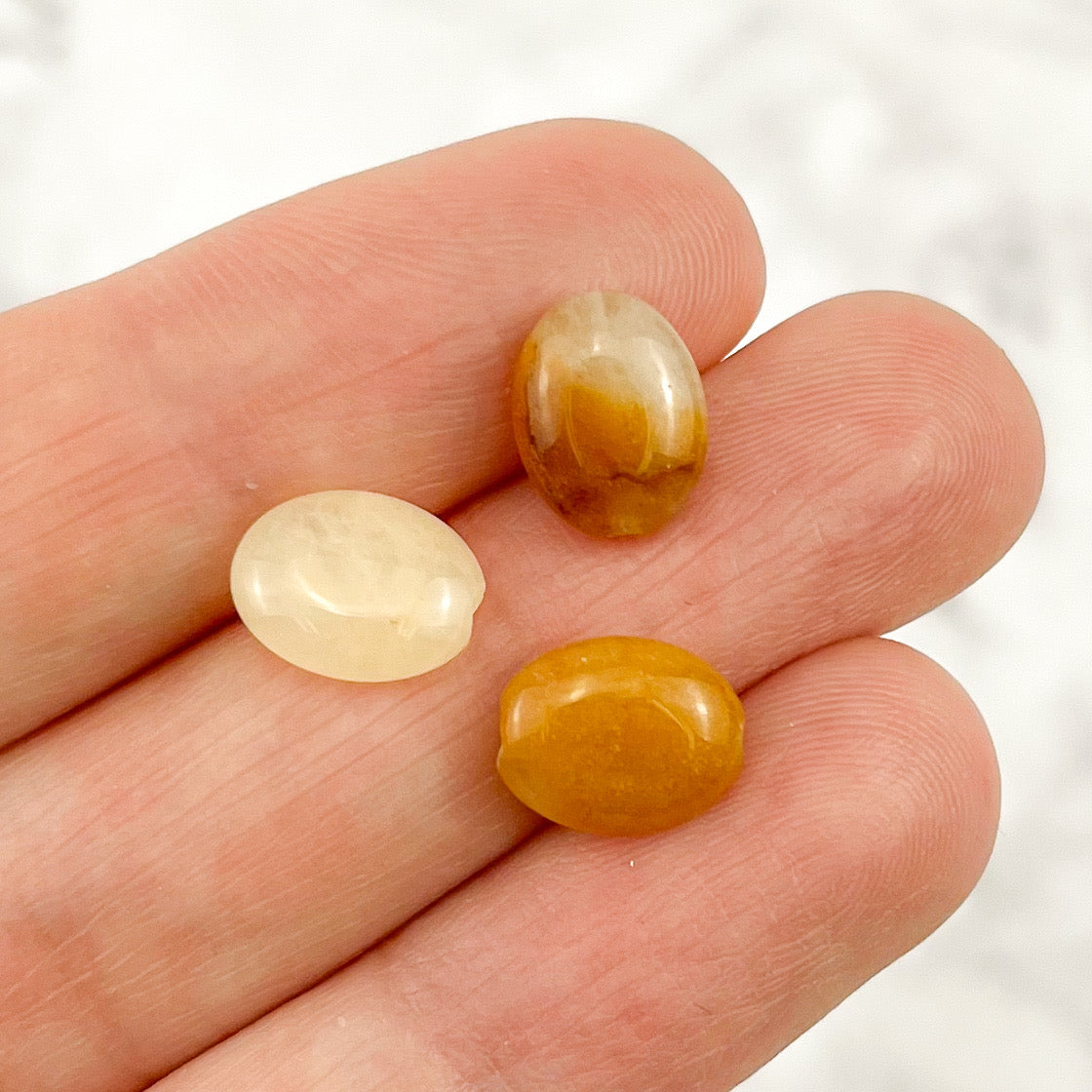10mm x 9mm Yellow Jade Oval Bead Pack (10 Beads)