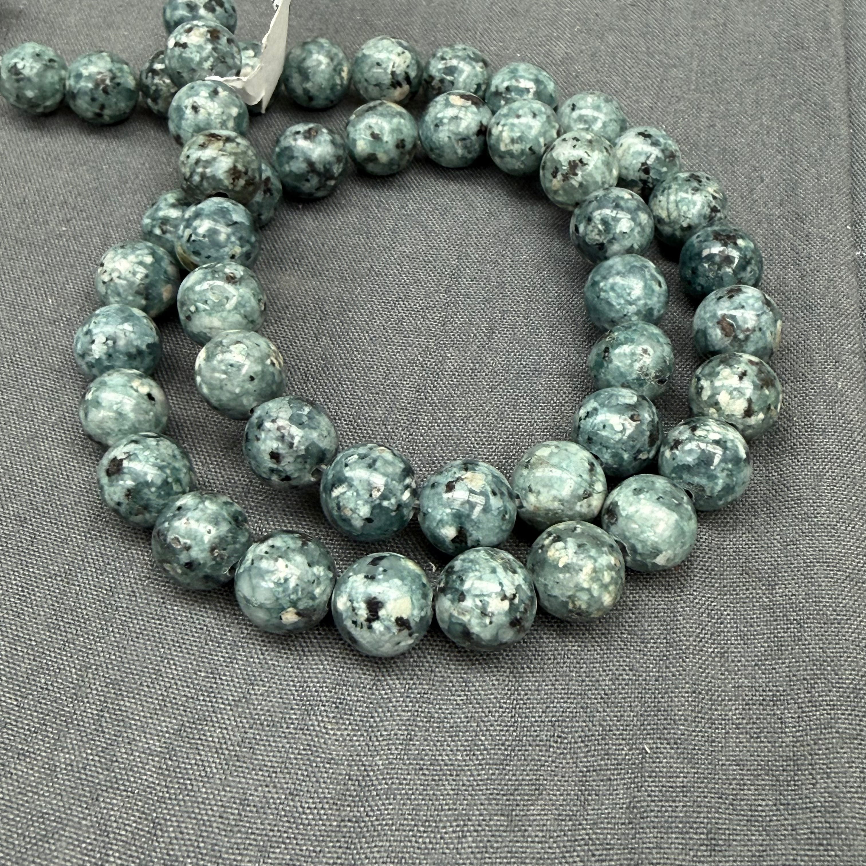 8mm Dyed Grey Sesame Jasper Bead Strand V11