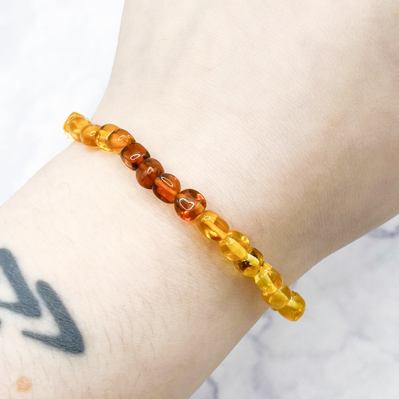 7-Inch Amber Square Bead Bracelet D24