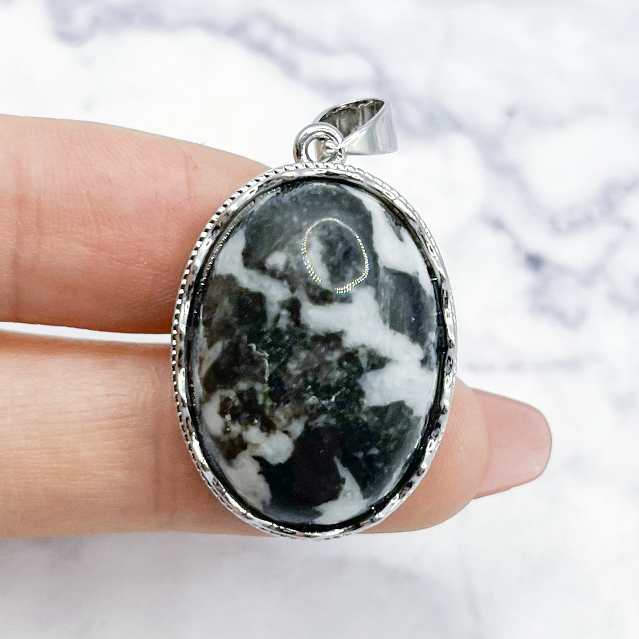 30mm Black and White Zebra Jasper Oval Pendant J6