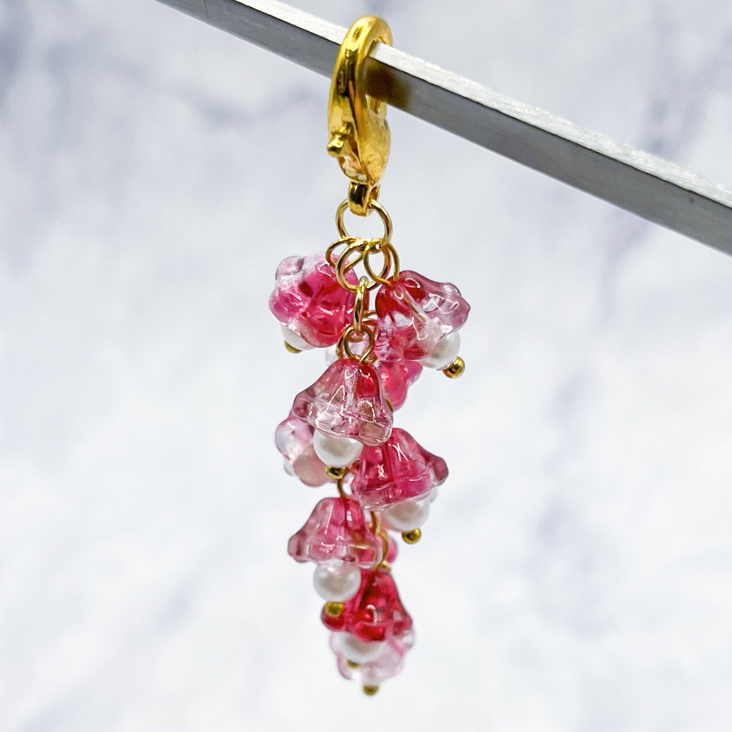2.5-Inch Pink Tulip Cluster Charm with Lobster Clasp D45