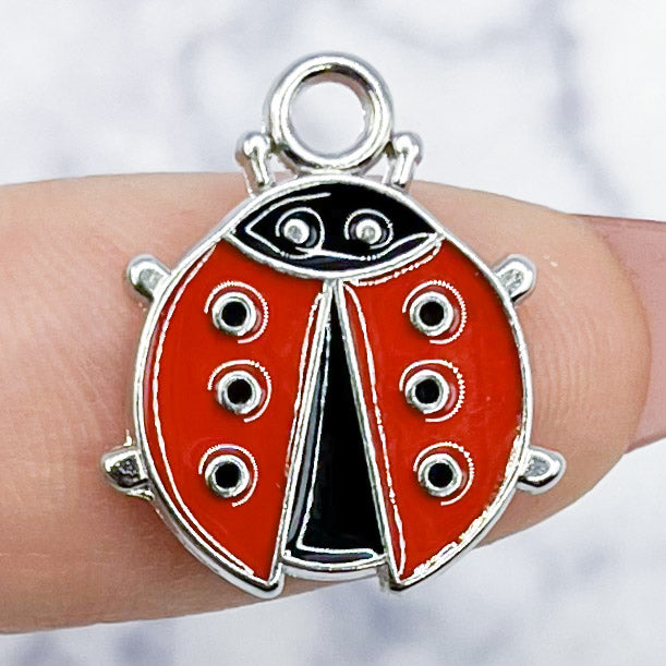 19mm Black and Red Simple Ladybug Charm L2
