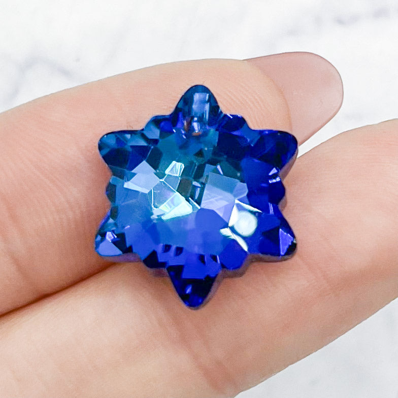 18x7mm Faceted Bermuda Blue Crystal Snowflake Drop R25