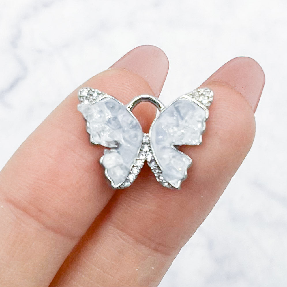 15mm Clear Quartz Butterfly Pendant G10