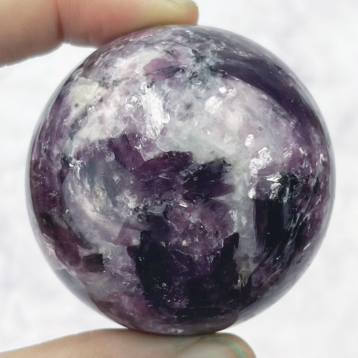 1.75 Inch Purple Mica Sphere Q68