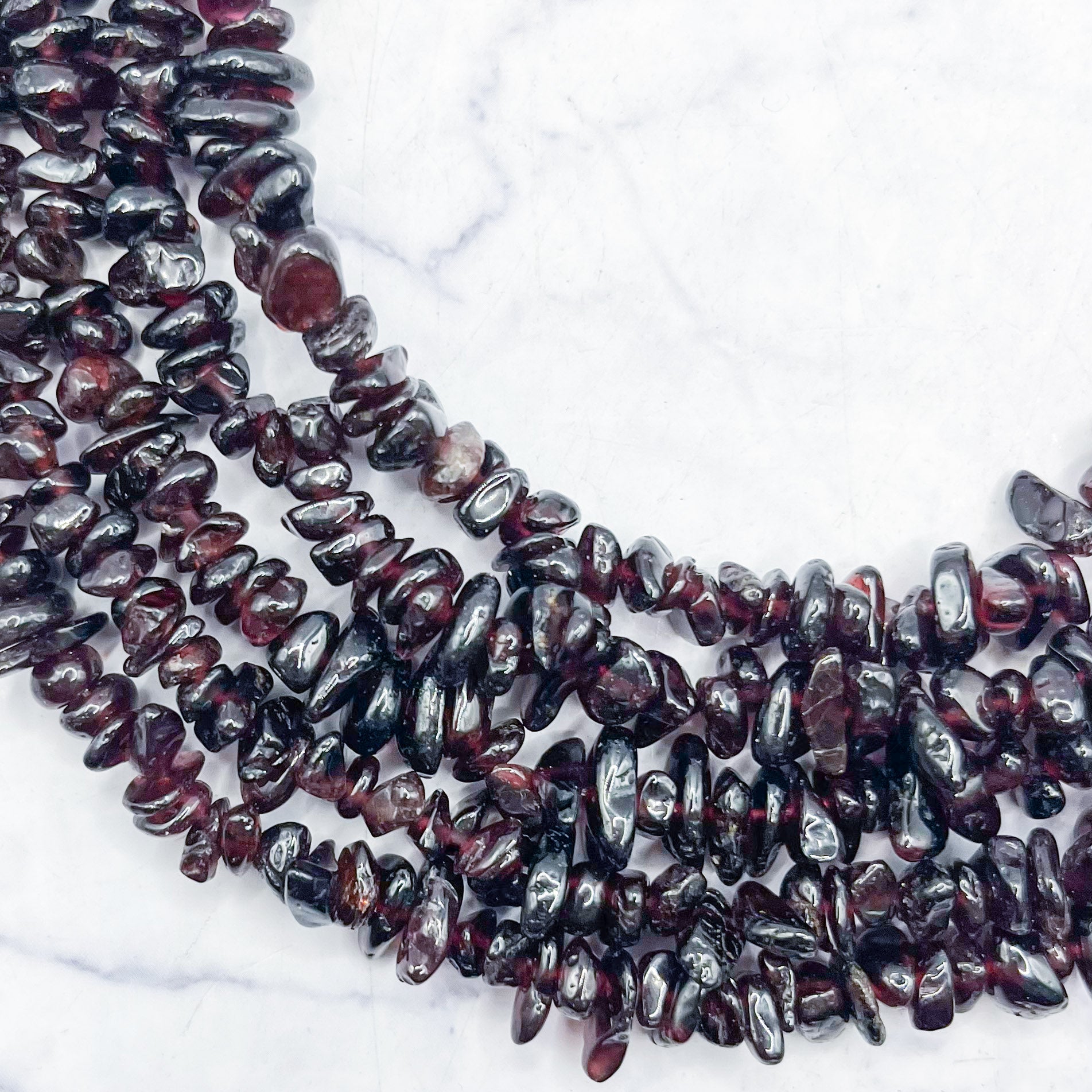 Garnet Chip Bead Strand K15