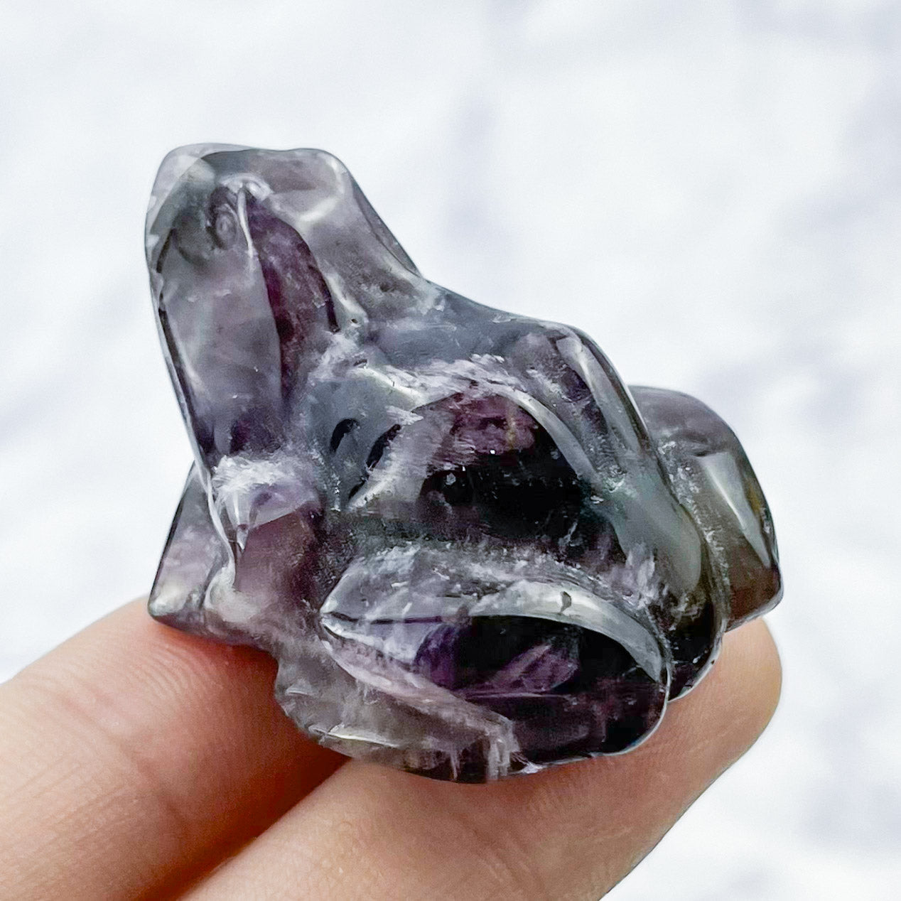 1.5 Inch Chevron Amethyst Frog Carving J22