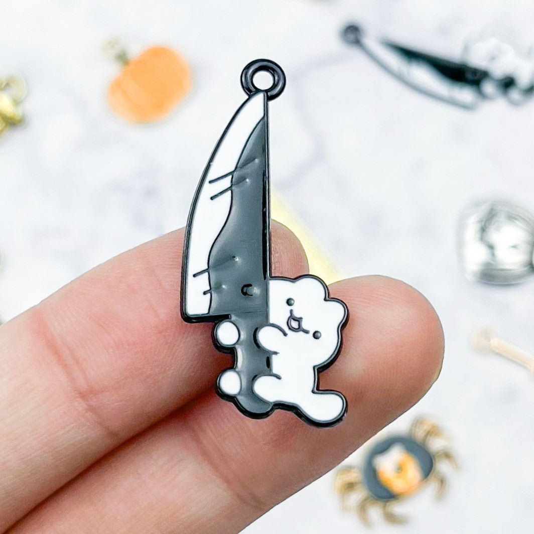 35mm Kitty with Knife Charm