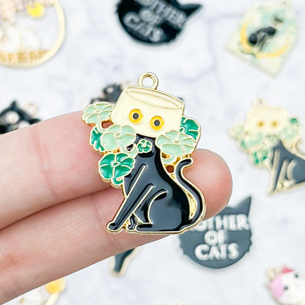 28mm Plant on Head Cat Charm