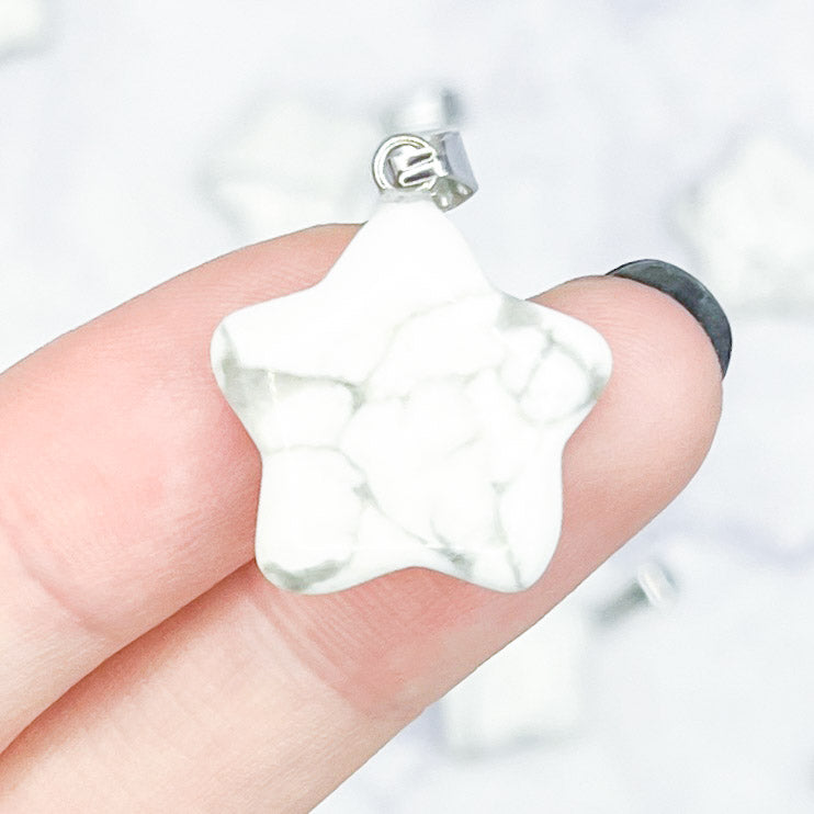 22mm Howlite Star Pendant M3