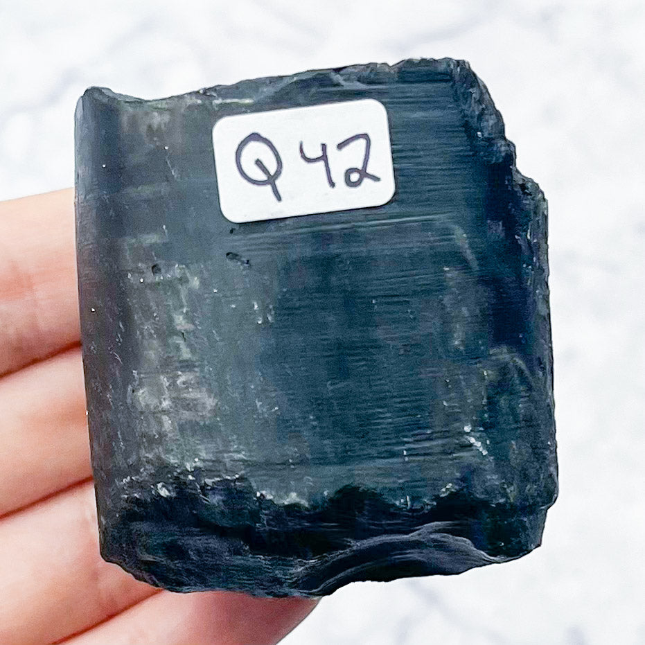 Chrysanthemum Stone Specimen Q42