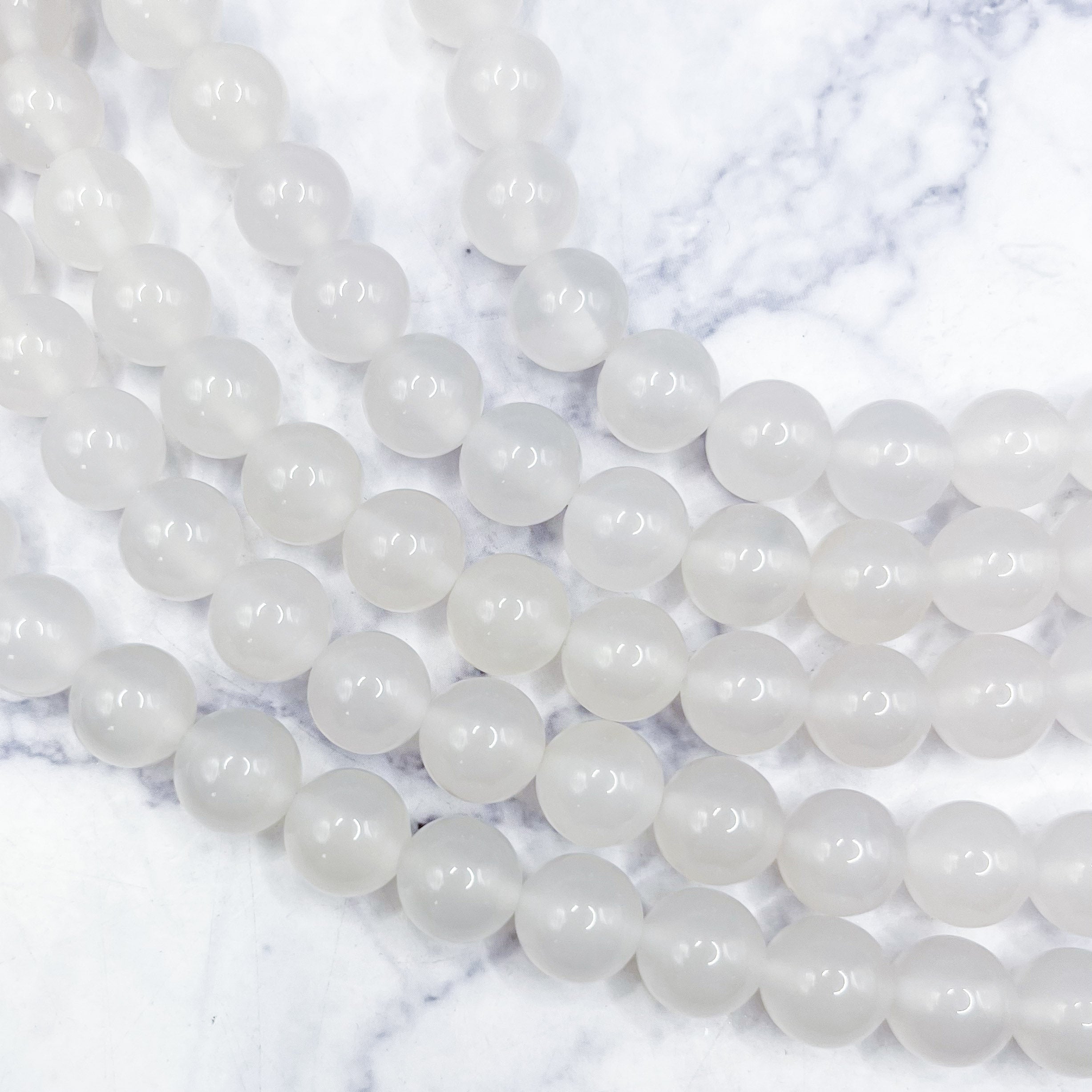 10mm White Agate Bead Strand J14