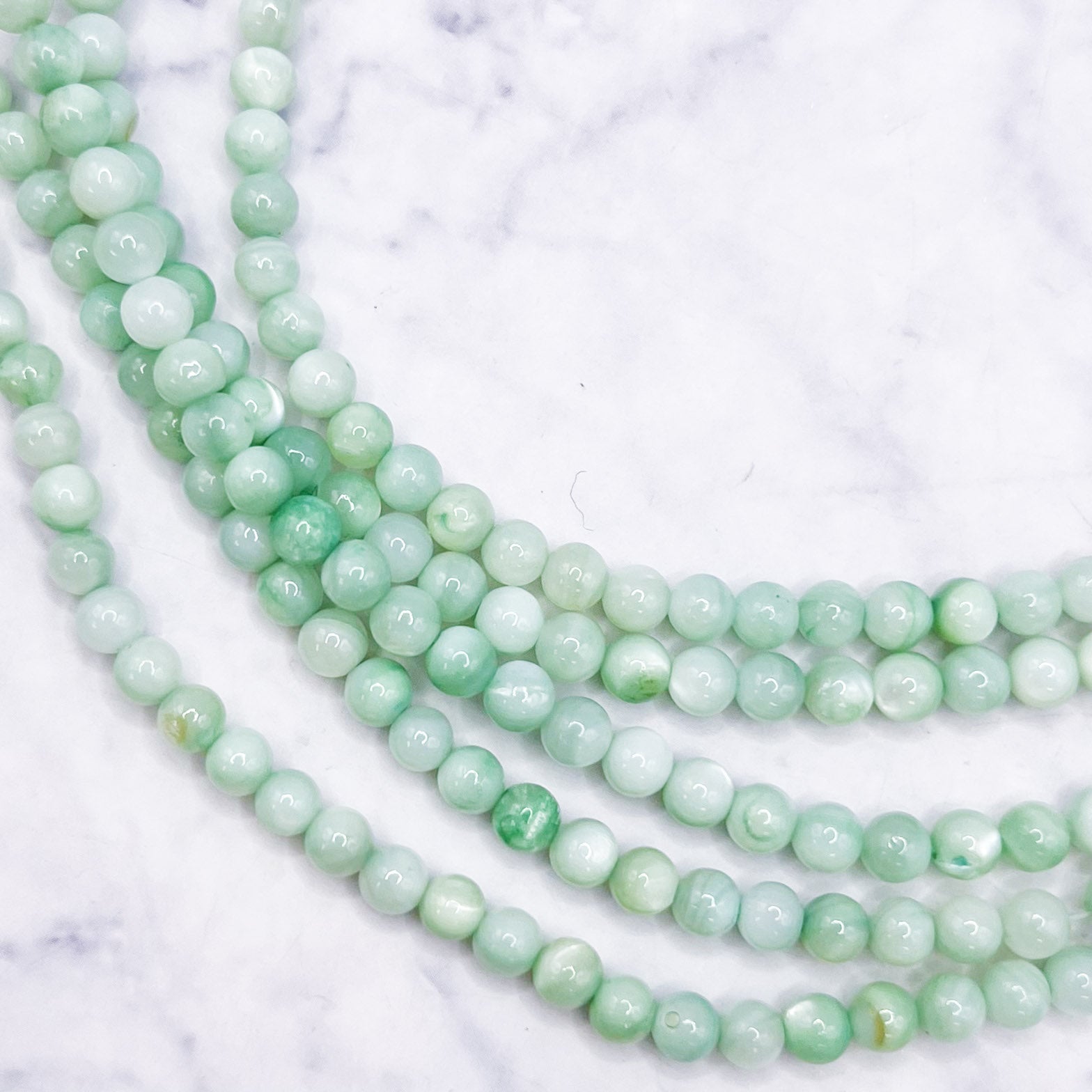 4mm Dyed Mint Green Shell Bead Strand G8