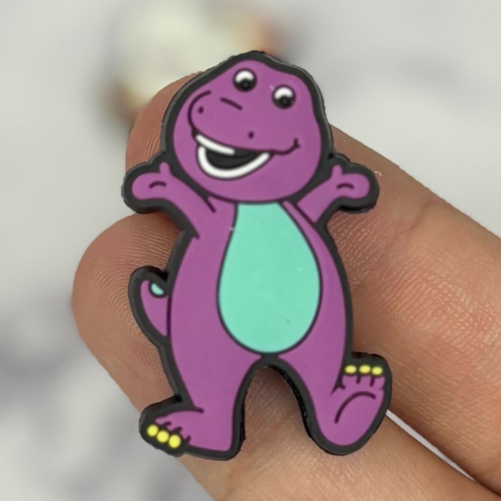 30mm barney silicone beads M275