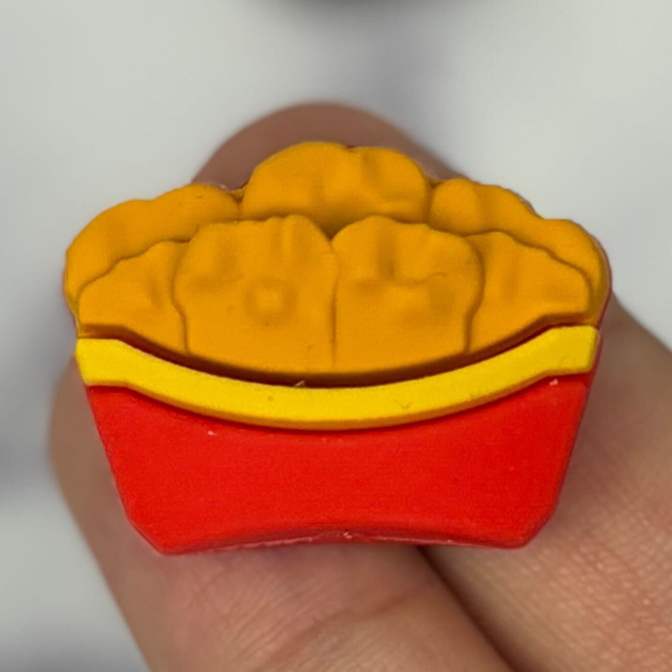 20mm MCDS chicken nuggies silicone bead M275