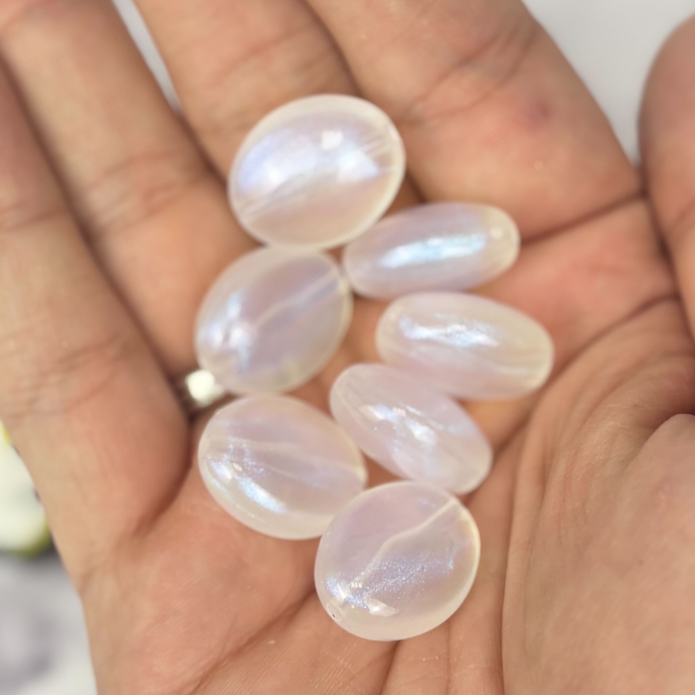 20mm Aura Opal Acrylic Bead K85
