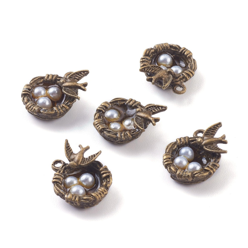 24mm Antique Bronze and Grey Pearl Bird's Nest Pendant U25