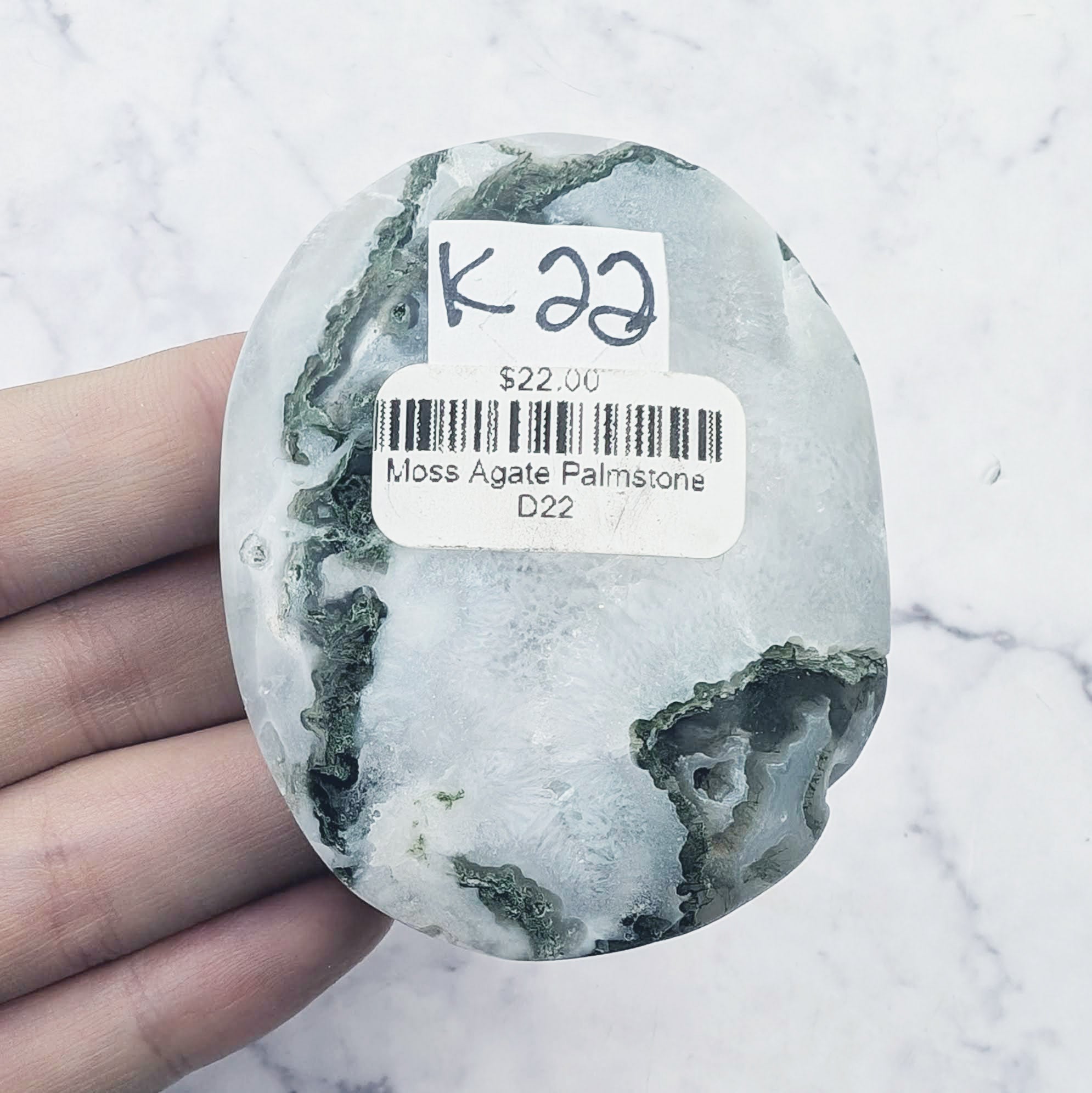 2.25 Inch Moss Agate Palmstone K22
