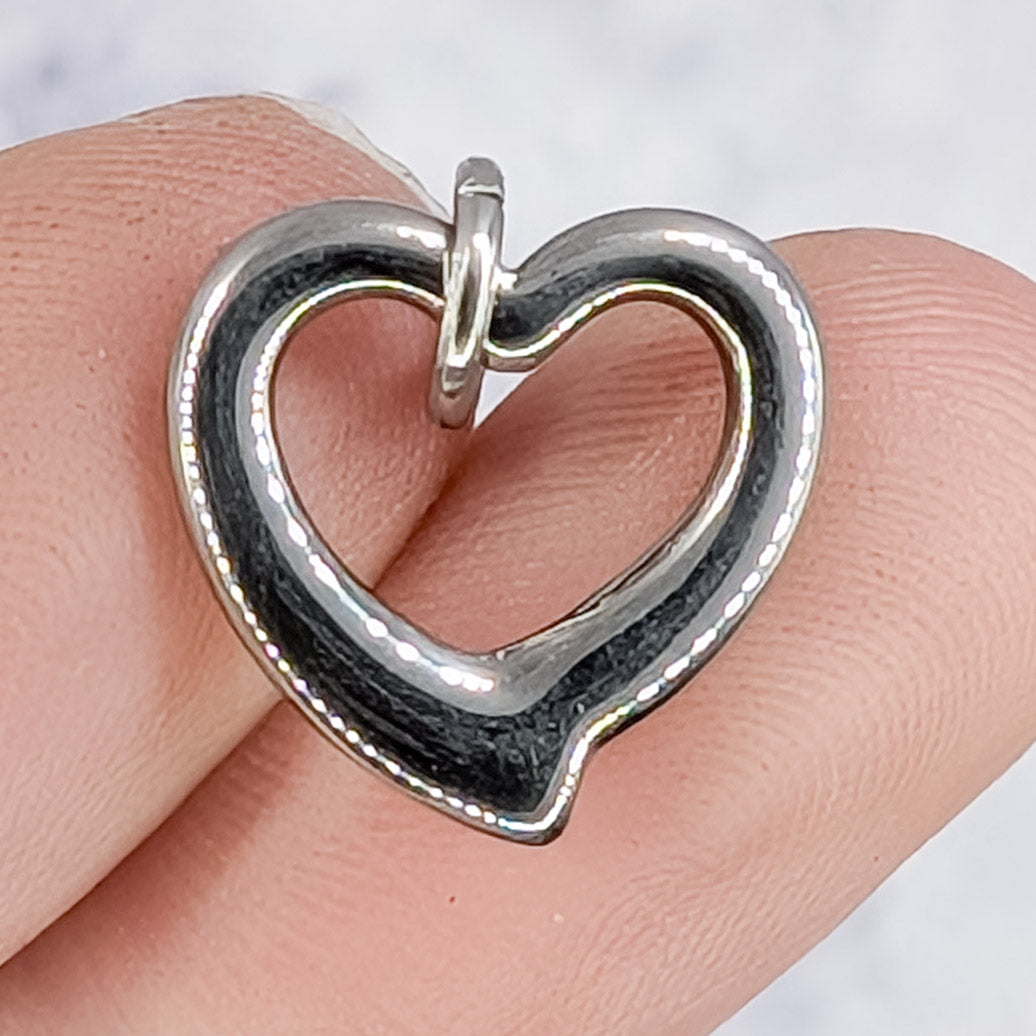 14mm Silver Heart Outline Charm B2