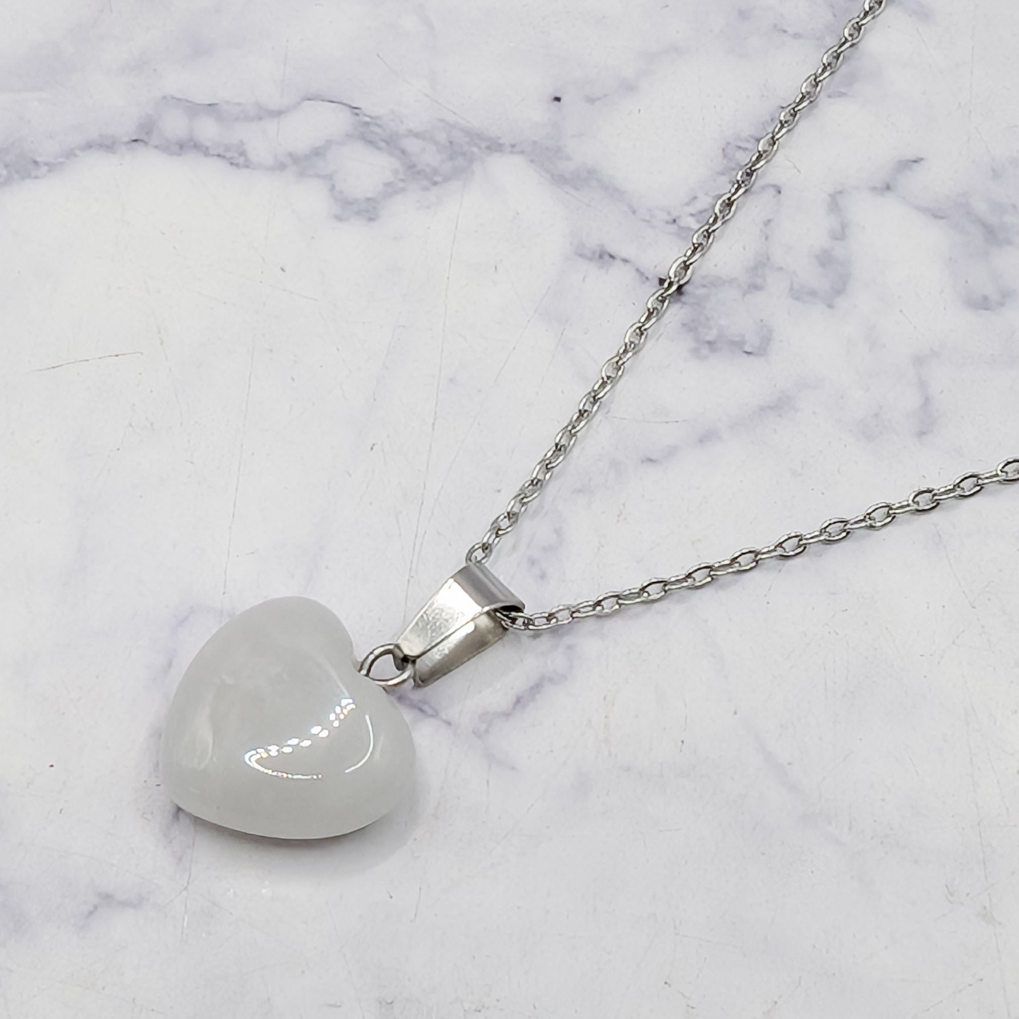 18mm Clear Quartz Puffy Heart Pendant T3