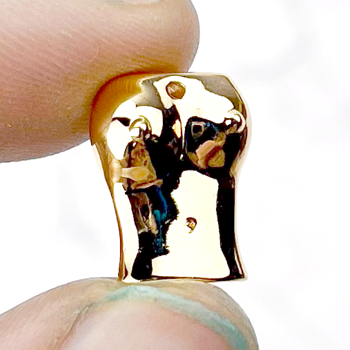 15mm Gold Goddess Chest Charm G4