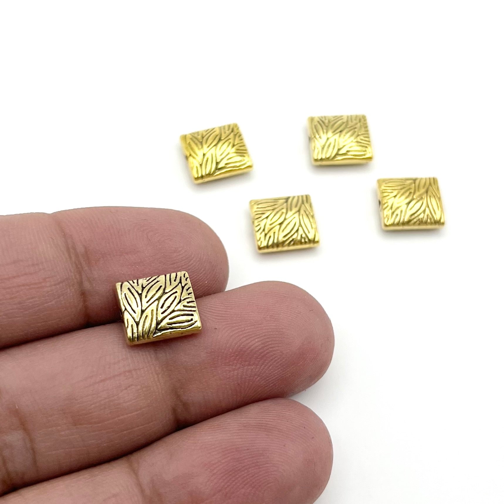 .25 Inch Gold Square Leaf Spacer 5pk