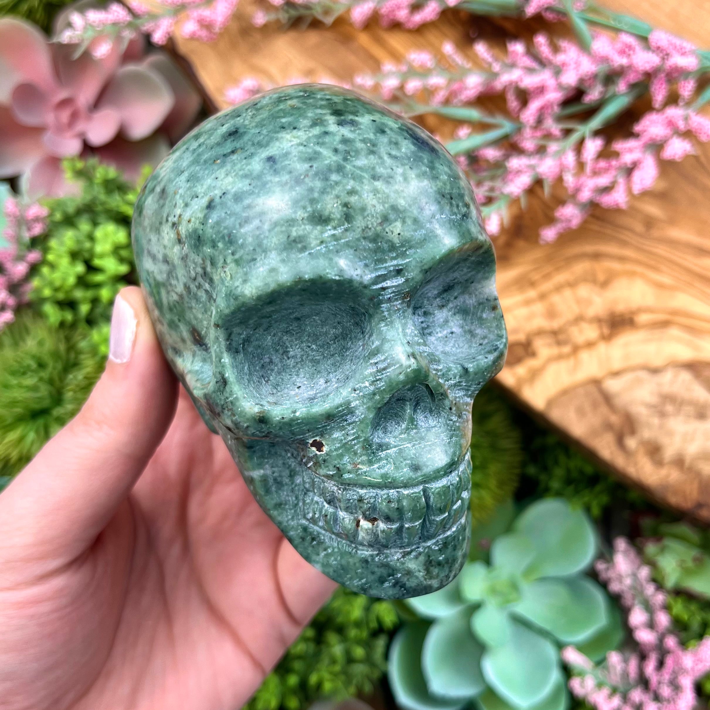 3 Inch Serpentine Skull Carving K110